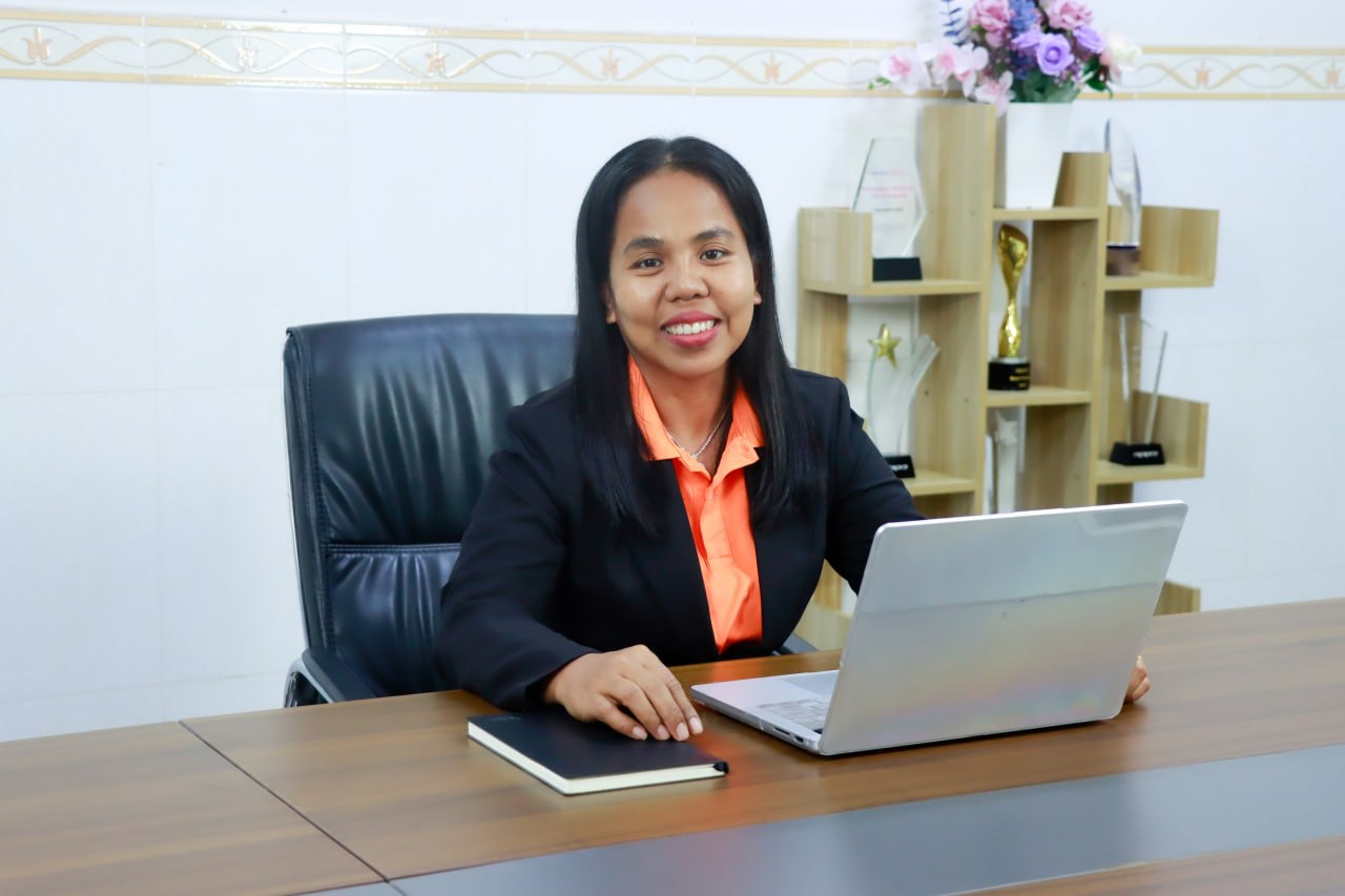 លោកស្រី ព្រំុ មារីជីវ៉ា